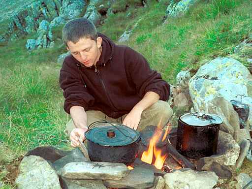 Janek przy kuchni pod �aua M��ului